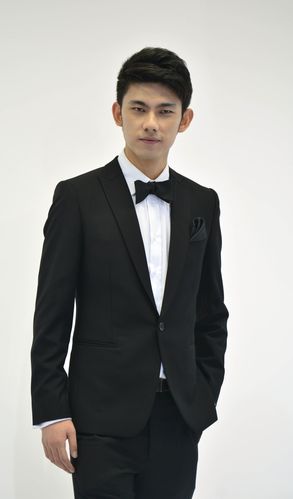 吴秀英 视觉与舞美负责人